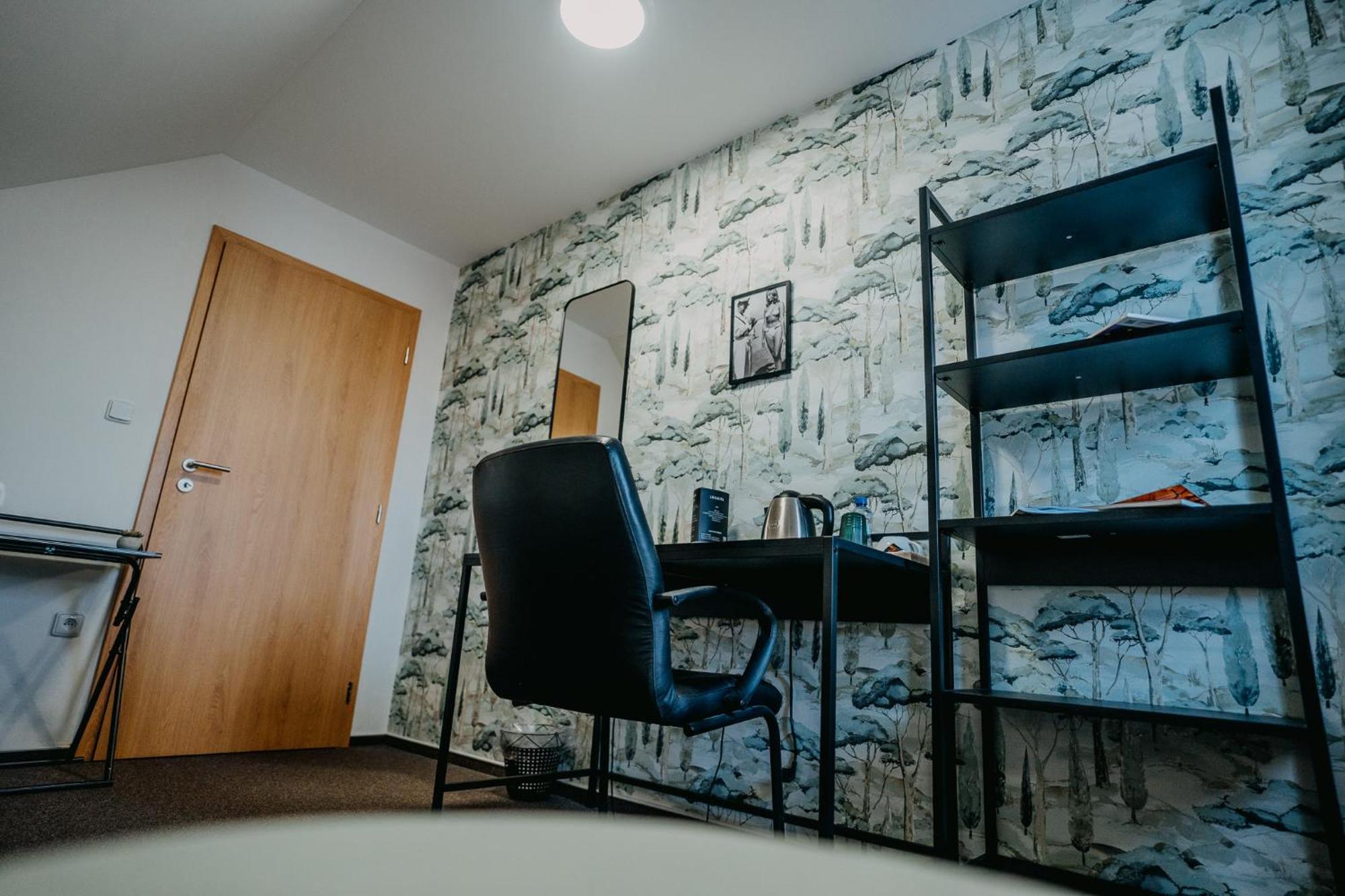 House Hradec Kralove Exterior foto